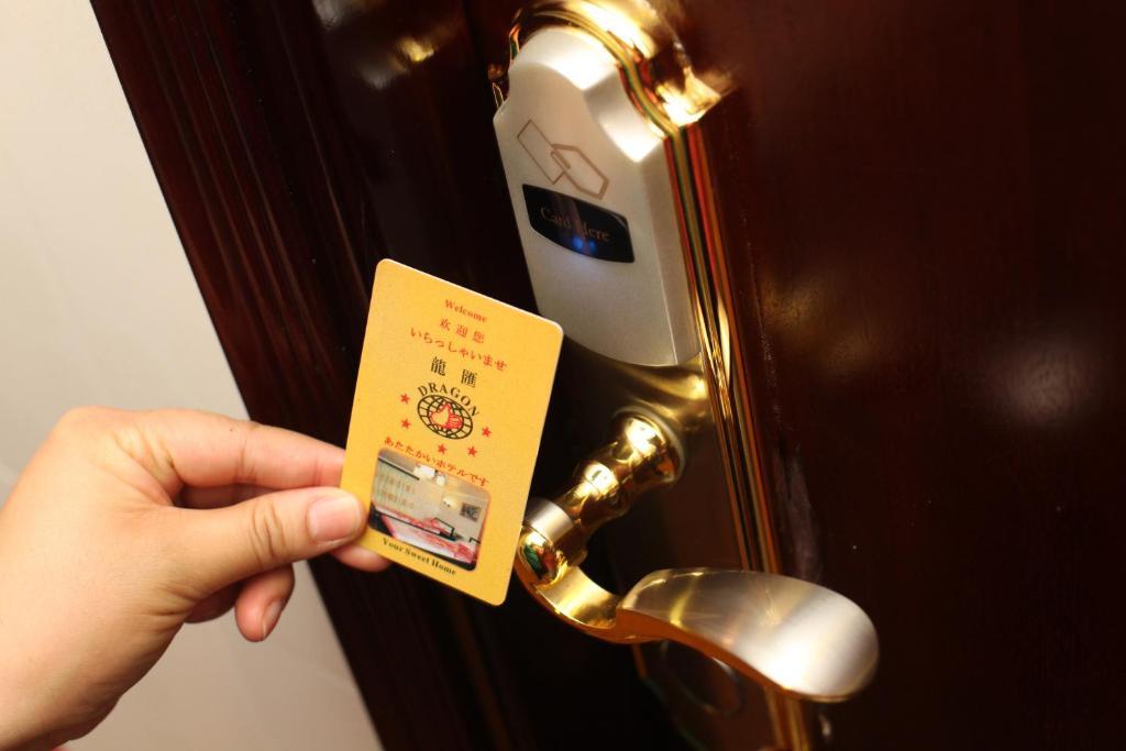Dragon Hotel Tsim Sha Tsui  Екстериор снимка